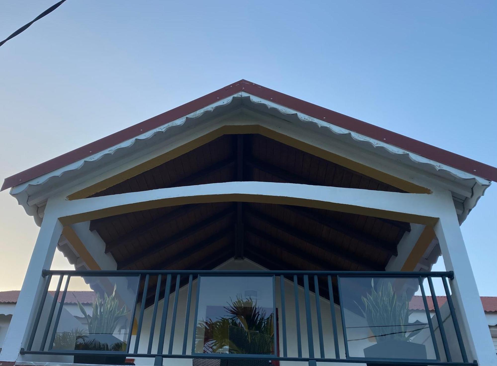 Chez Soul~Etage Entier Avec Vue Sur Mer Sainte-Rose Exterior foto